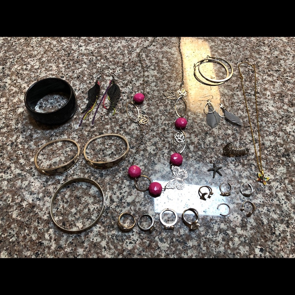 Jewelry lot